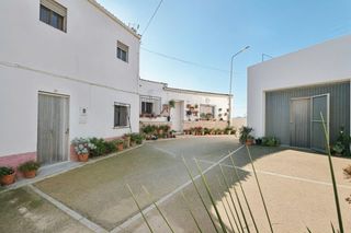 Masia a Calle jade (ga) 1. Casa de pueblo con almacen en gacia alto  sorbas