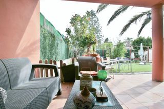 Chalet in Retamar. Chalet en retamar. 3d, 2b, garaje, piscina comunitaria
