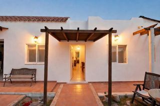 Xalet a Retamar. Chalet en retamar. 3d, 2b, garaje, piscina comunitaria