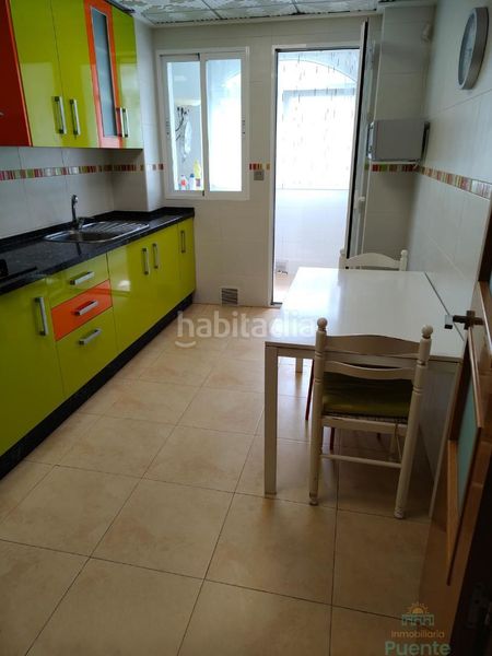 Foto d0e1fbc3-5c3a-4c36-bdde-81d82428a37c. Piso  en Totana