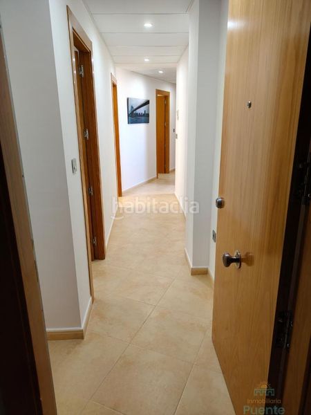 Foto f75c2474-98ae-4af3-b8a9-28f182514be1. Piso  en Totana