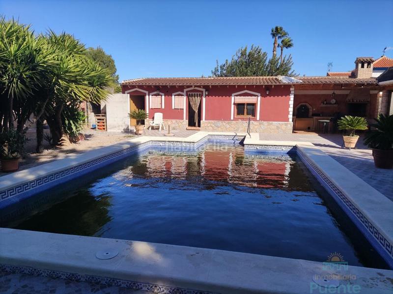 Foto 016c68a3-7b24-42c3-aee5-e0bf051a4f43. Chalet  en Totana