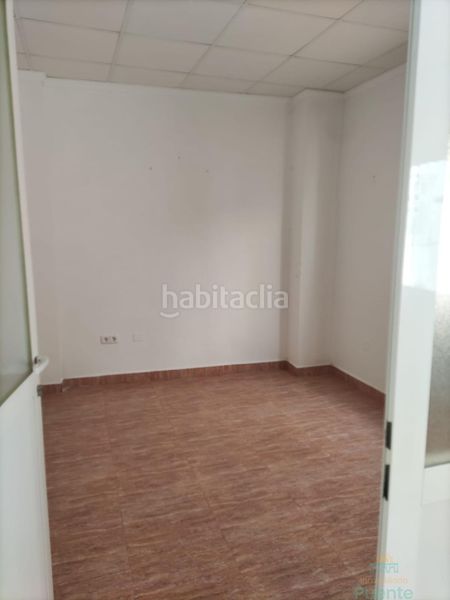 Foto 2717c67b-ad46-4e2b-8c8d-fc056b1f28e1. Local comercial a Totana