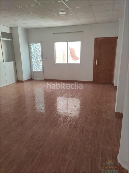 Foto ab192be9-6489-4a64-954a-5ac9f6d523ba. Local comercial a Totana