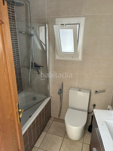 Foto 503fc715-bb21-4e9f-a260-007e02a2024e. Àtic a Sant Crist Badalona