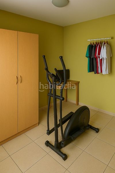 Foto a76dd051-f13d-4282-b470-8af7887b4911. Àtic a Sant Crist Badalona