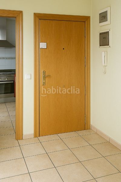 Foto a935719e-9920-4503-8943-9868cc5204fb. Àtic a Sant Crist Badalona