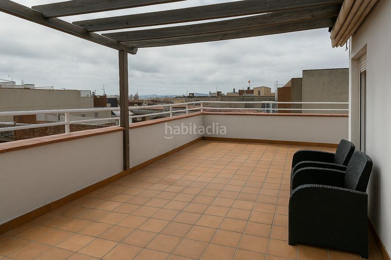 Foto ff94e1ed-0acf-4f71-92d3-f0bdc4778023. Àtic a Sant Crist Badalona