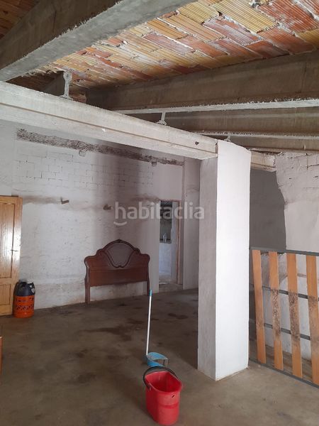 Foto ae699d50-2f7b-4a75-8e6a-88b58de2e1e0. Casa amb xemeneia a Madrigueras