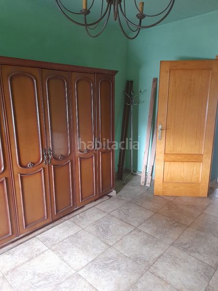Foto fcd72e14-89f3-4644-9160-1518a46ee76c. Casa amb xemeneia a Madrigueras