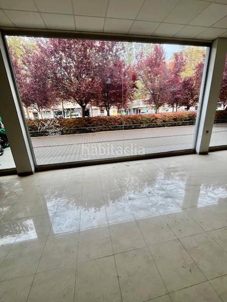 Foto 379684cd-3080-4b5a-b208-c919318b495f. Lloguer local comercial a paseo circunvalación 80 a Albacete