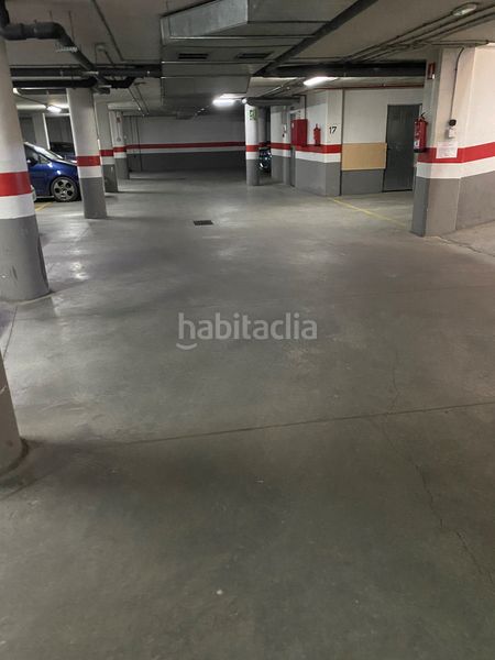 Foto 593f4121-9075-4382-8bc2-fe297a52de8a. Àtic amb xemeneia calefacció aparcament piscina a Albacete