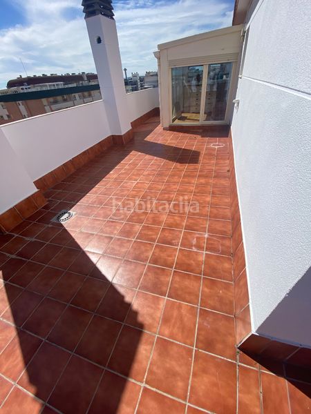 Foto 8def743d-ade8-446e-92b3-8eef320ca001. Àtic amb xemeneia calefacció aparcament piscina a Albacete