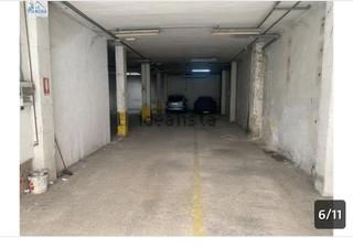 Aparcament cotxe a Hospital. Garaje para 9 coches