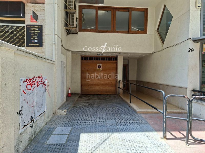 Foto 9955d371-74fd-4529-992f-f9e344dfe13c. Aparcament cotxe a Calafell platja Calafell