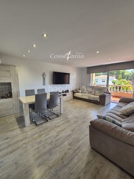 Foto ecde0d95-6a13-460b-b0dc-b8ebbb32ad43. Casa adossada a Calafell poble Calafell