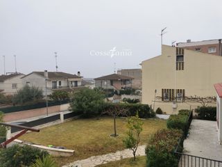 Etagenwohnung  Rosello. Piso