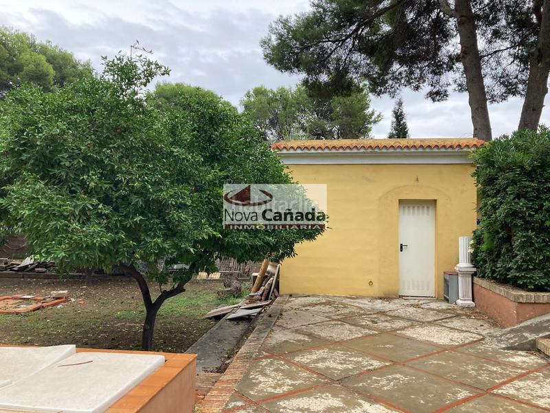 Foto a4c3c250-4254-43cf-afa0-927145f92099. Chalet mit heizung pool in La Cañada Paterna