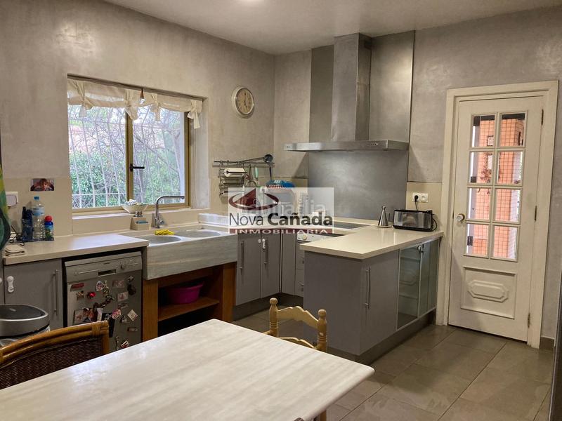 Foto c75cb435-957c-45d0-b110-4f35e15596de. Chalet avec chauffage piscine dans La Cañada Paterna