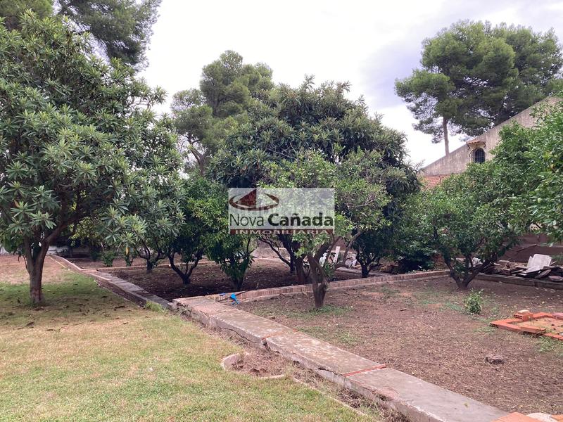 Foto 8ab2eca9-f451-40a7-930b-734bc1398d22. Chalet con riscaldamento piscina in La Cañada Paterna