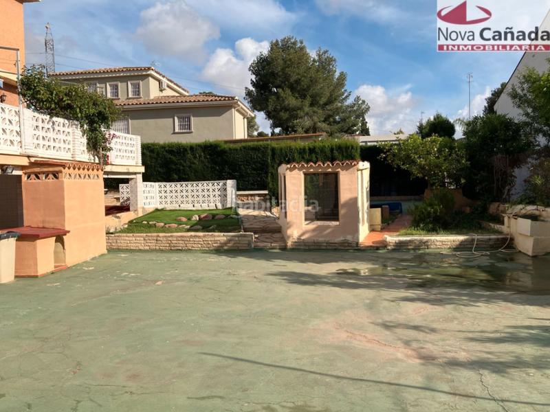 Foto 438a25aa-af30-4a8a-b1dc-a187ee1aa887. Chalet with parking pool in La Cañada Paterna