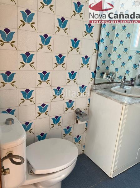 Foto d7fa9094-a592-49a9-823d-c0553823c50b. Chalet with parking pool in La Cañada Paterna