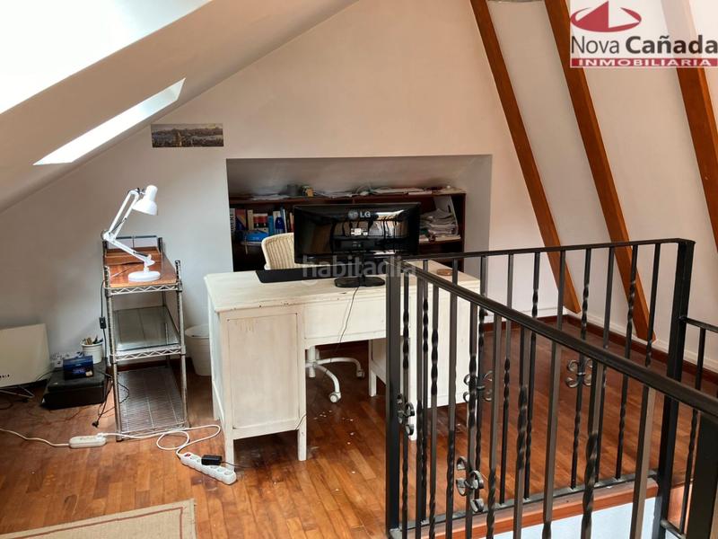 Foto 5bdda011-e68f-4a31-9c59-8e4e862d423b. Casa aparellada amb calefacció aparcament piscina a Paterna