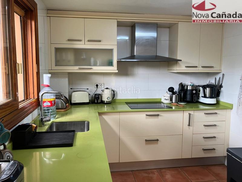 Foto b871f38c-4eb7-4956-86eb-8e41d3f084ab. Casa bifamiliare con riscaldamento parcheggio piscina in Paterna