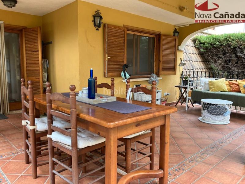 Foto bfc6c3e0-94b5-44d6-98c0-085a64dc3c23. Casa bifamiliare con riscaldamento parcheggio piscina in Paterna