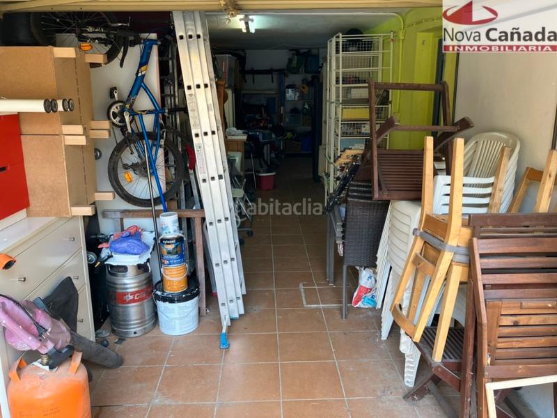 Foto c88cd83f-3195-4654-b60e-102d6bc65750. Casa bifamiliare con riscaldamento parcheggio piscina in Paterna