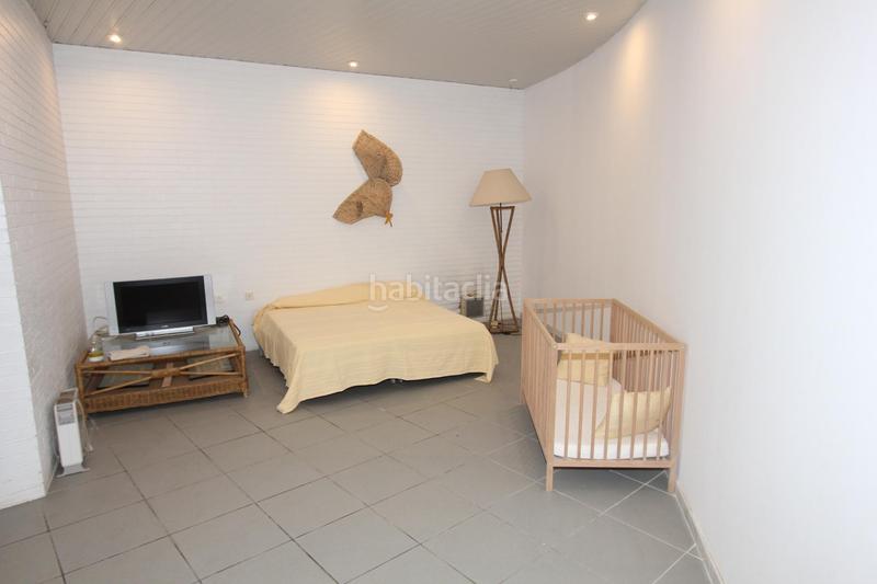 Foto d0e80f8a-0dc7-4dbb-911b-a15314412b7c. Casa adossada amb calefacció aparcament piscina a Torredembarra