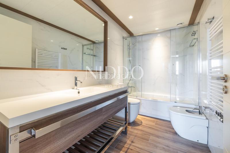 Foto f833b1c8-f654-42c6-9fc5-ec7a7873fba1. Lloguer casa adossada a carrer del poble amazic 67 a Sabadell