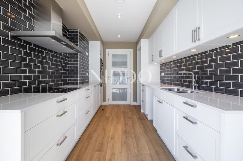 Foto 9fef7d27-aef5-4bba-9d5b-23c485ba6a3f. Location maison jumelée dans carrer del poble amazic 67 dans Sabadell