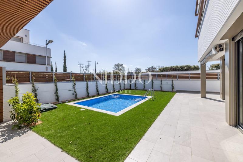 Foto 0750cc4d-7afc-4ccf-8667-e771ae751bf1. Rent semi detached house in carrer del poble amazic 67 in Sabadell