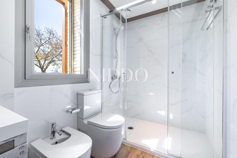 Foto bdaf68f6-8622-4a95-b65b-d78c3d2a06e8. Rent semi detached house in carrer del poble amazic 67 in Sabadell