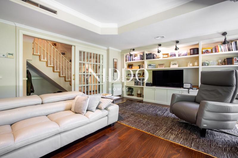 Foto 08db5456-8a3c-4426-974e-68ff6ce30347. Erdgeschoss mit heizung parking pool in Arxiu Sant Cugat del Vallès