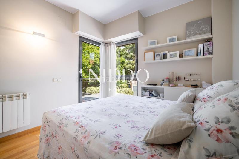 Foto 170e3644-2656-43c1-a381-04ee5a1ab865. Erdgeschoss mit heizung parking pool in Arxiu Sant Cugat del Vallès