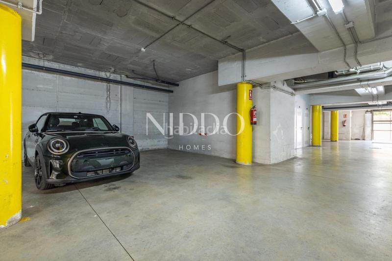 Foto 26ab191b-f94e-4f84-99c8-09472be67788. Erdgeschoss mit heizung parking pool in Arxiu Sant Cugat del Vallès