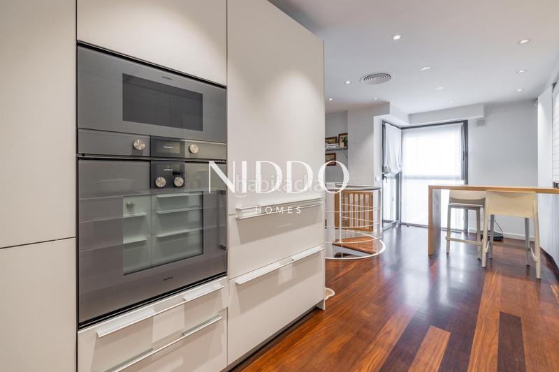 Foto 30bc4a62-77e1-42bb-927c-587d9fc616f9. Erdgeschoss mit heizung parking pool in Arxiu Sant Cugat del Vallès