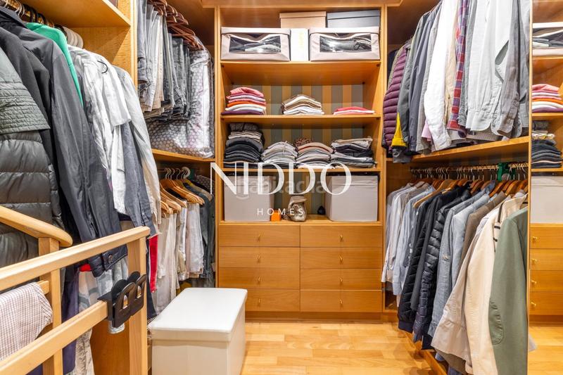 Foto 841dc0d5-52d0-4ecb-84d0-5fba90397167. Erdgeschoss mit heizung parking pool in Arxiu Sant Cugat del Vallès