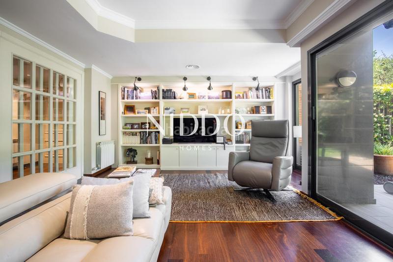 Foto 88ba118f-5423-4b03-a6fd-36f2905bca62. Erdgeschoss mit heizung parking pool in Arxiu Sant Cugat del Vallès