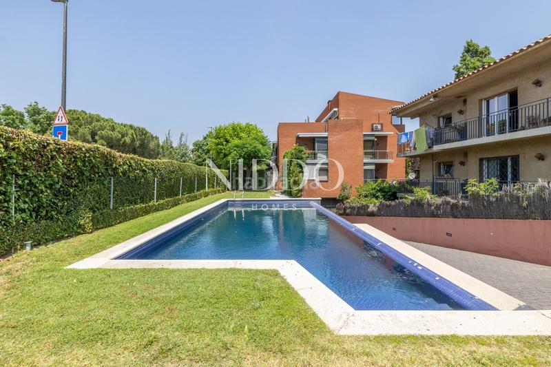 Foto 90921521-3e71-45ab-bc3a-b2bf886b2f6c. Erdgeschoss mit heizung parking pool in Arxiu Sant Cugat del Vallès