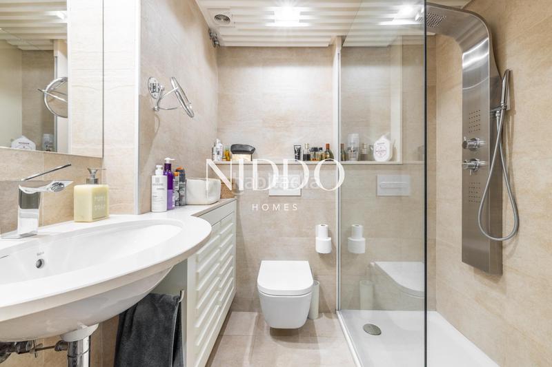 Foto 9d4eb590-0903-4101-ab62-f1b7f19e2207. Erdgeschoss mit heizung parking pool in Arxiu Sant Cugat del Vallès