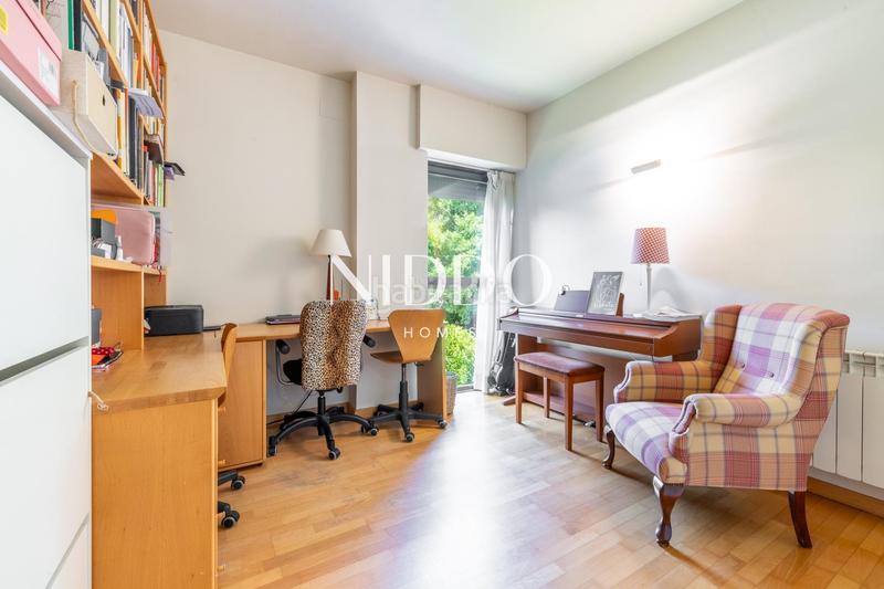 Foto a714e395-1cd7-4e8b-8735-fbd3809dc5e4. Erdgeschoss mit heizung parking pool in Arxiu Sant Cugat del Vallès