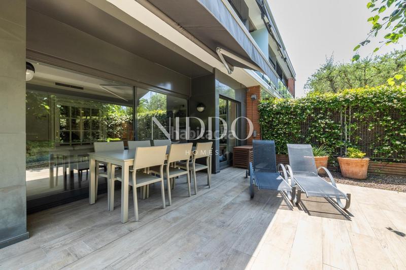 Foto a9ea0a82-15ce-464b-b68c-3dbfc08354db. Erdgeschoss mit heizung parking pool in Arxiu Sant Cugat del Vallès