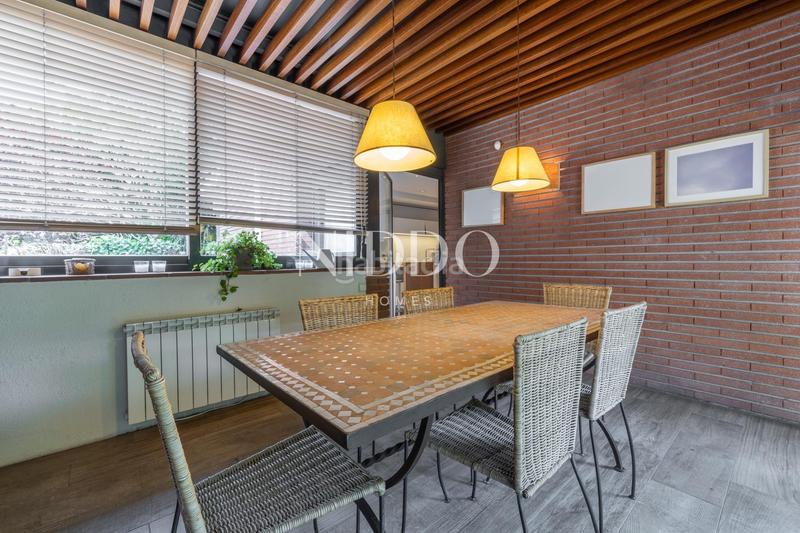 Foto b1162fa3-867f-47a1-9e72-b090530ed808. Erdgeschoss mit heizung parking pool in Arxiu Sant Cugat del Vallès