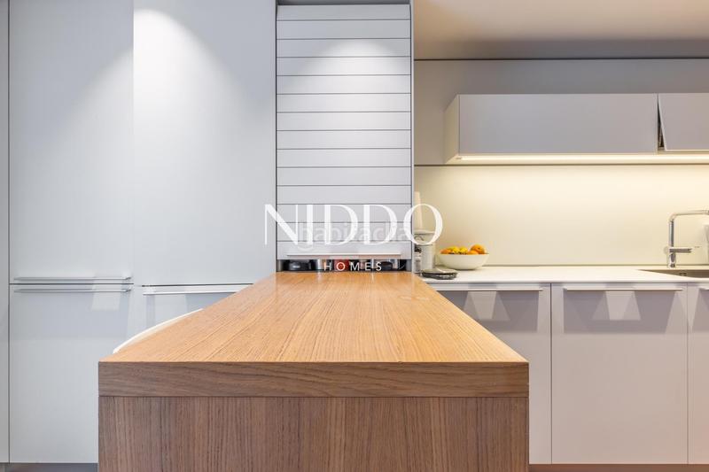 Foto f16b3afa-c200-45ec-b066-156359d21653. Erdgeschoss mit heizung parking pool in Arxiu Sant Cugat del Vallès