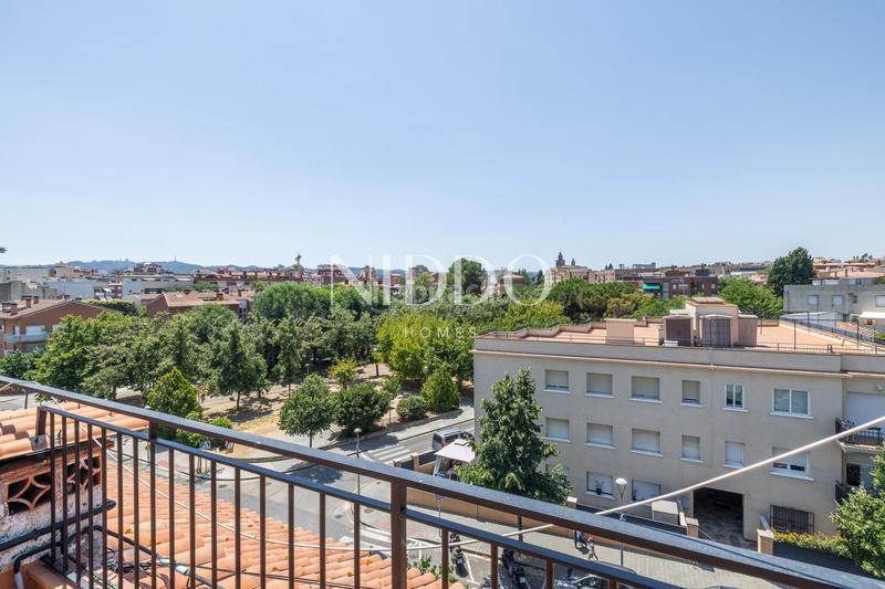 Foto dc427665-a25a-4df1-ba5f-972dccae96e6. Attico in Sant Francesc Sant Cugat del Vallès