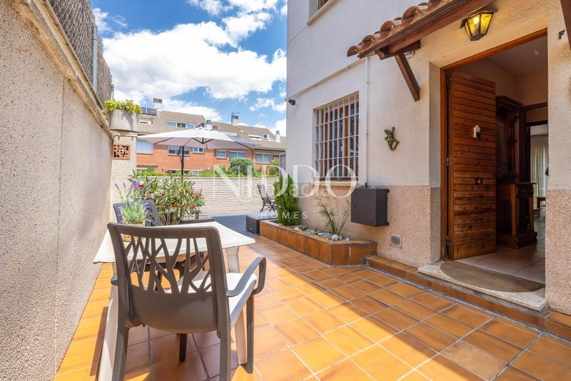 Foto 4a3a1869-5ed1-450e-8630-0947a85a1c0d. Casa adosada espectacular casa en sant domenec en Sant Cugat del Vallès