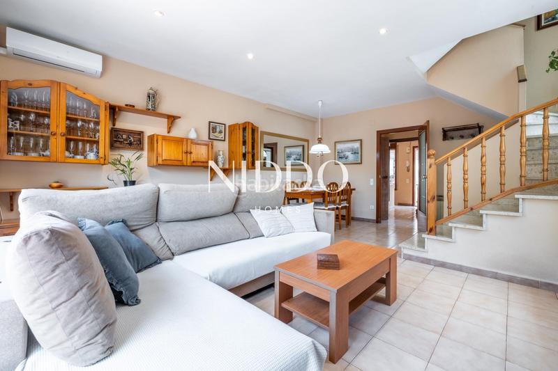 Foto 95c2962b-62e4-4bee-a3b9-a378feb32eda. Casa adosada espectacular casa en sant domenec en Sant Cugat del Vallès